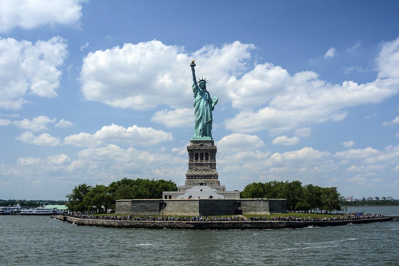 Los 6 imprescindibles para tu viaje a Nueva York 3 kokoa travel agencia de viajes estatua de la libertad